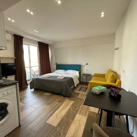 טיראנה Boutique Central Studio Apartments מראה חיצוני תמונה