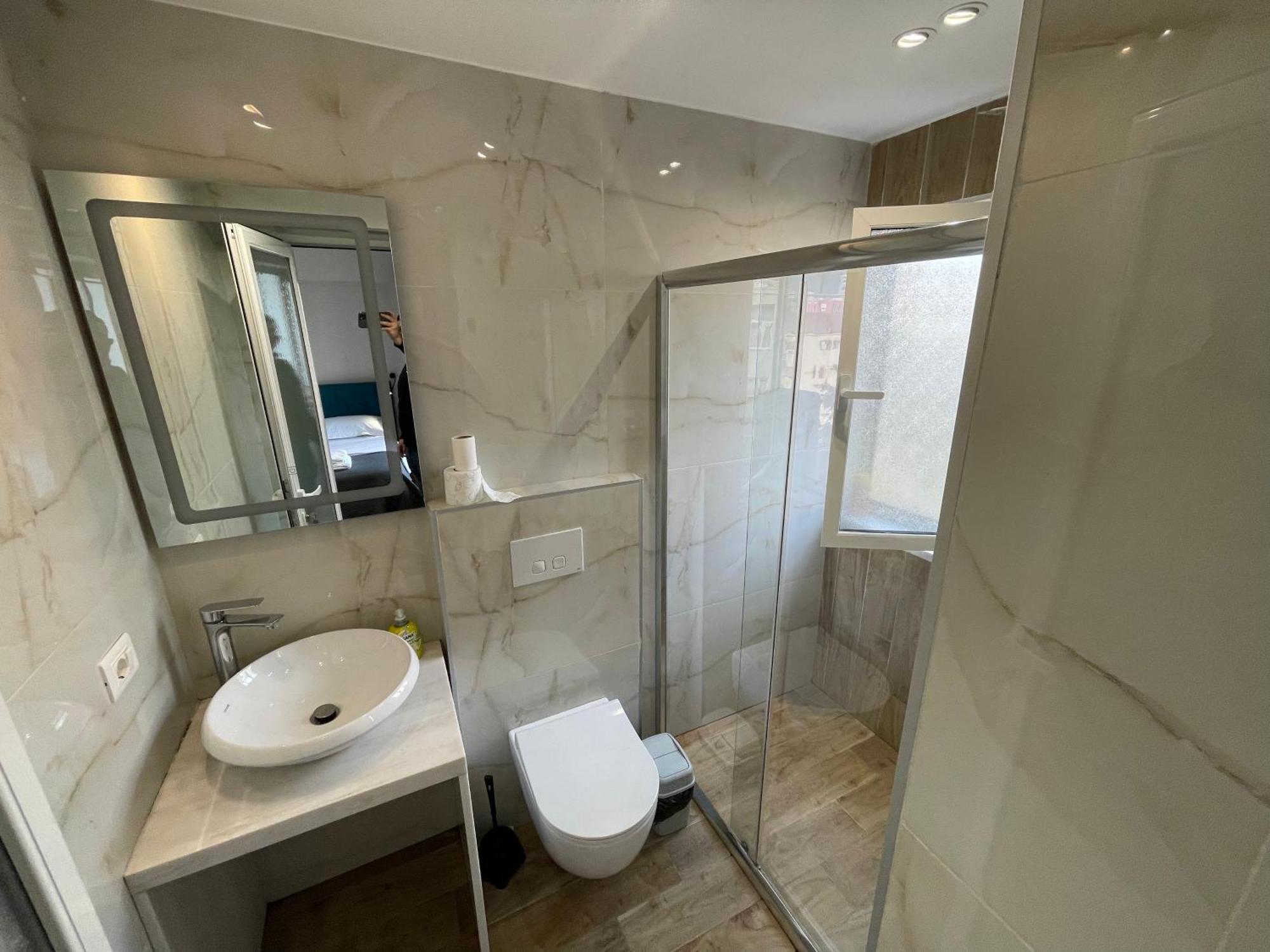 טיראנה Boutique Central Studio Apartments מראה חיצוני תמונה